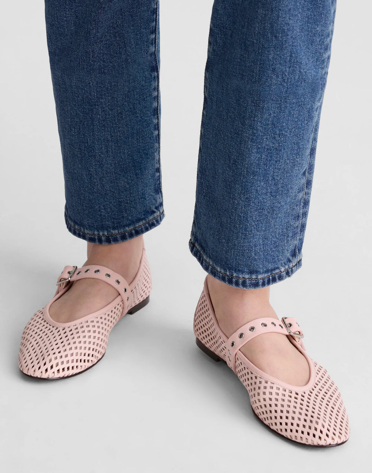 MINIMAL PINK