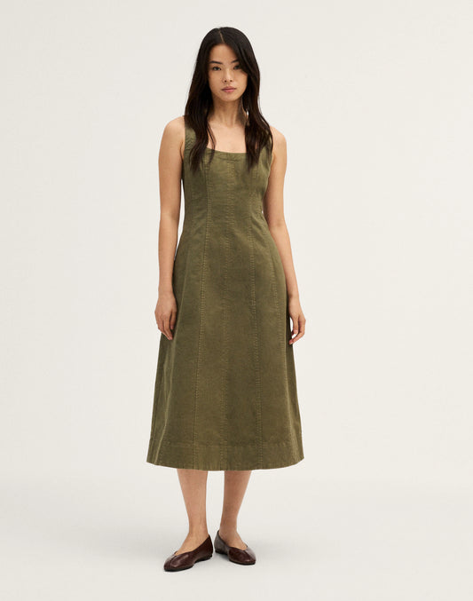 SMOKY OLIVE