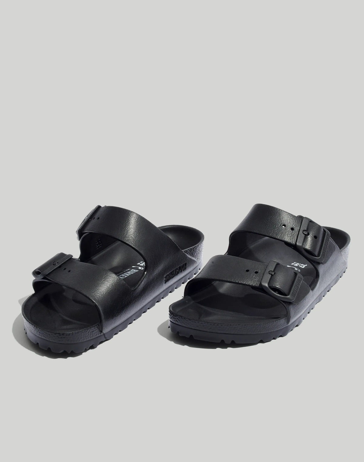 TRUE BLACK