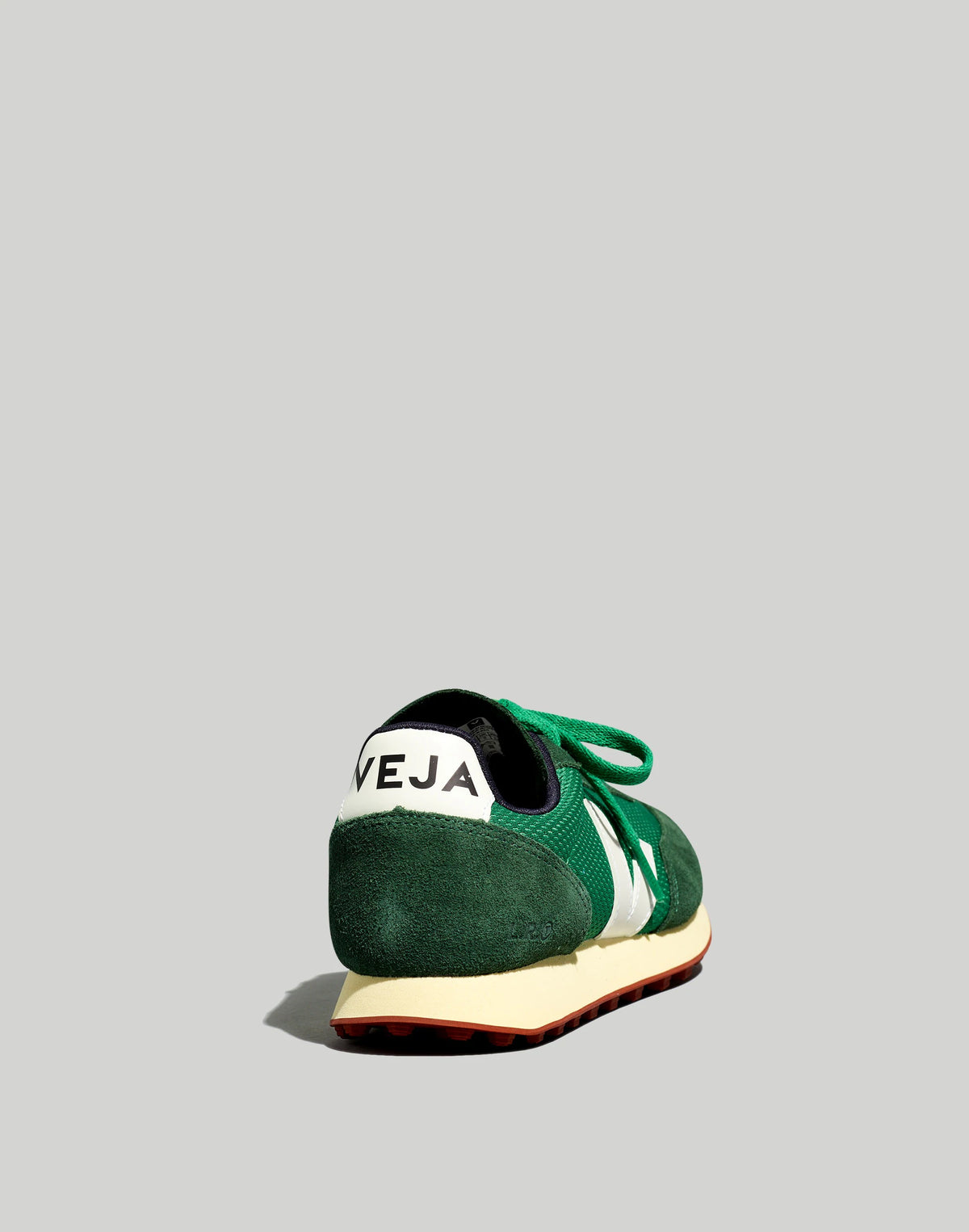 EMERALD WHITE
