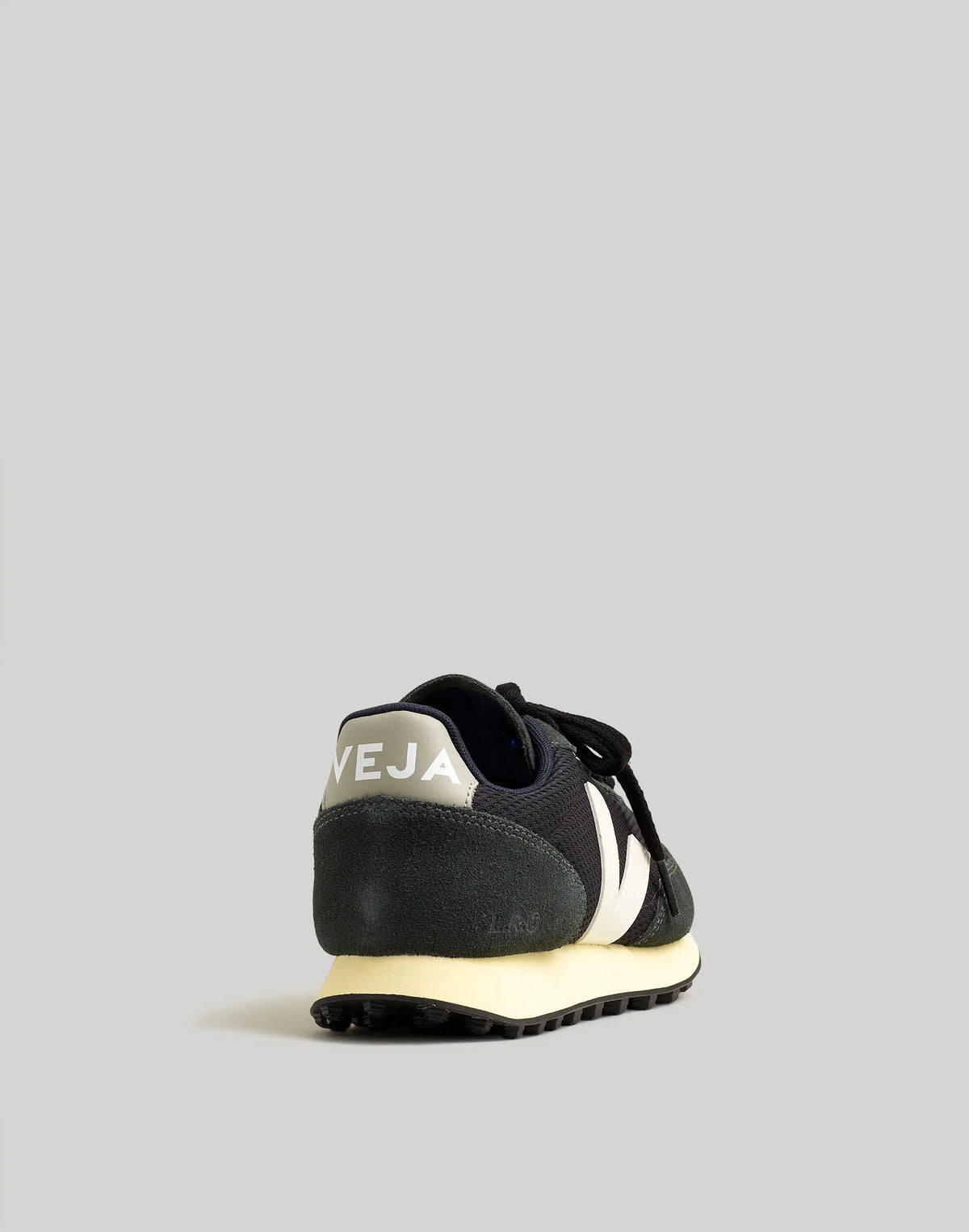 BLACK WHITE OXFORD GREY