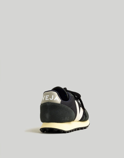 BLACK WHITE OXFORD GREY