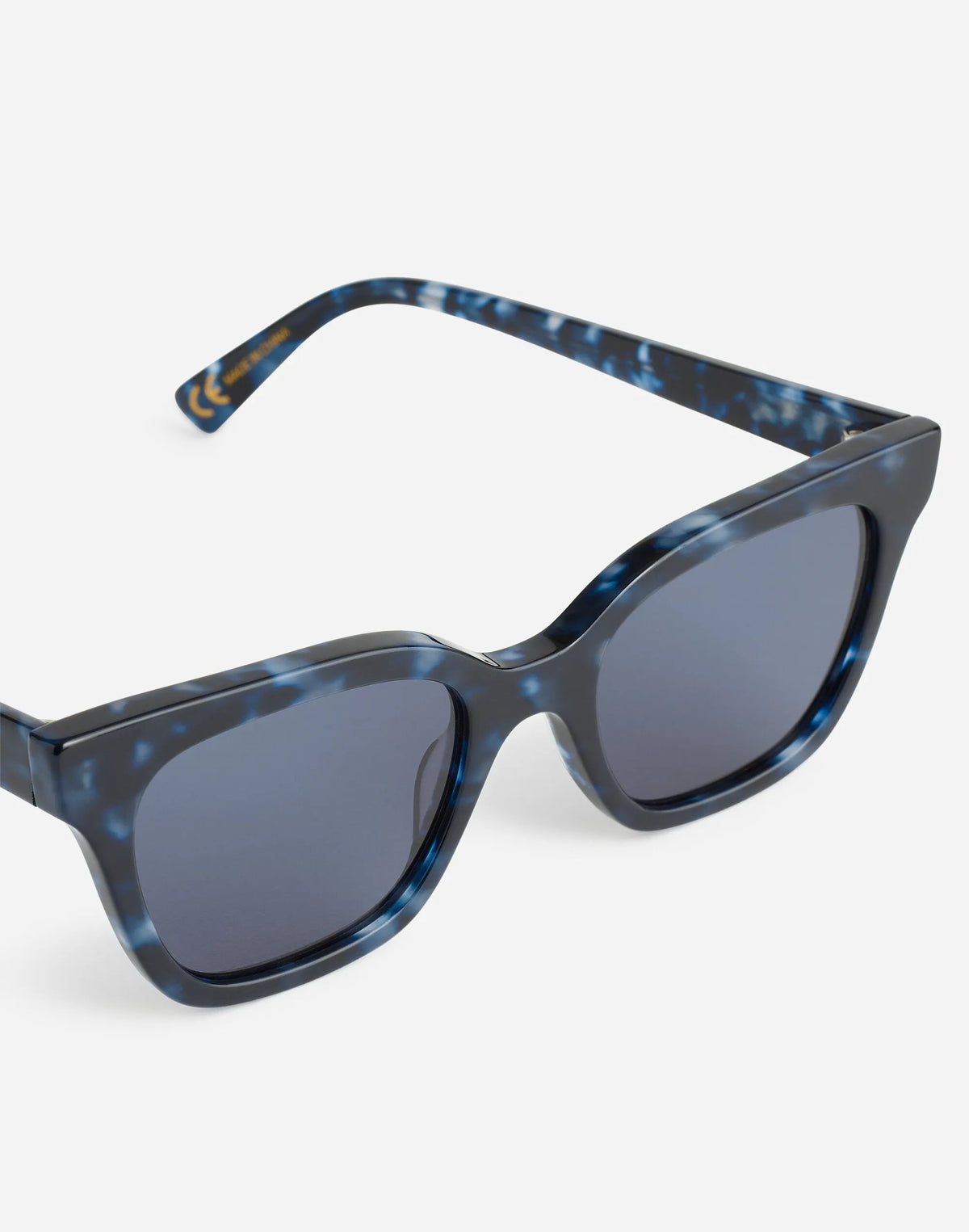 NAVY TORTOISE