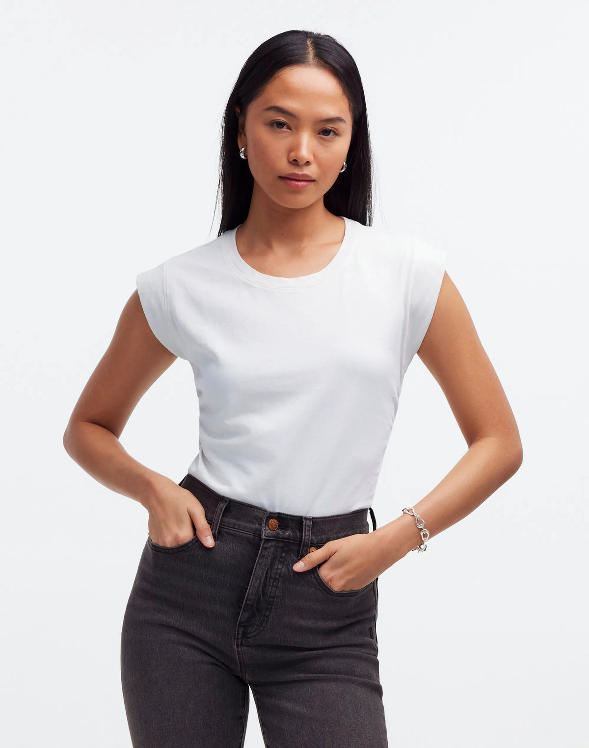 EYELET WHITE