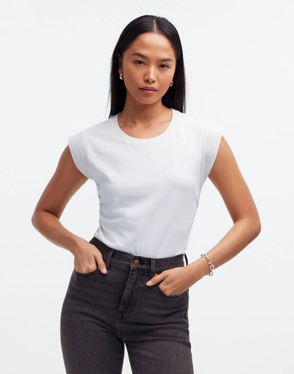 EYELET WHITE