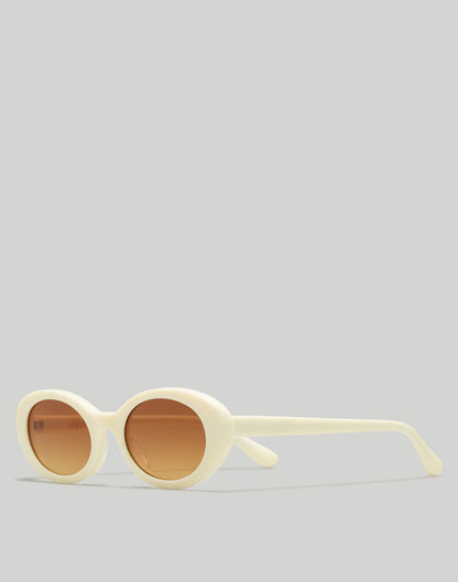 ANTIQUE CREAM