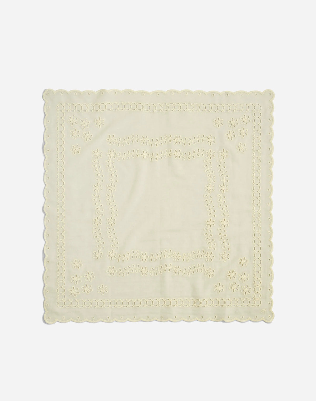 ANTIQUE CREAM
