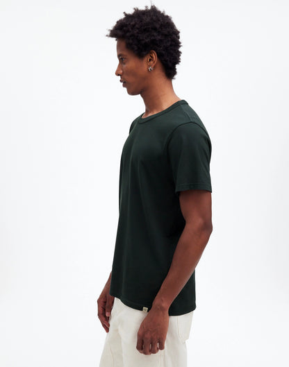 BOTTLE GREEN