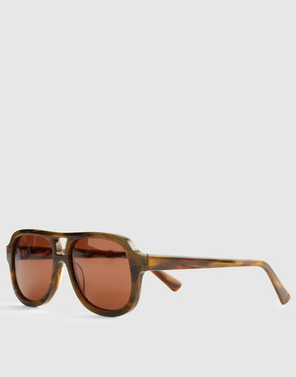 BRONZED OAK HORN