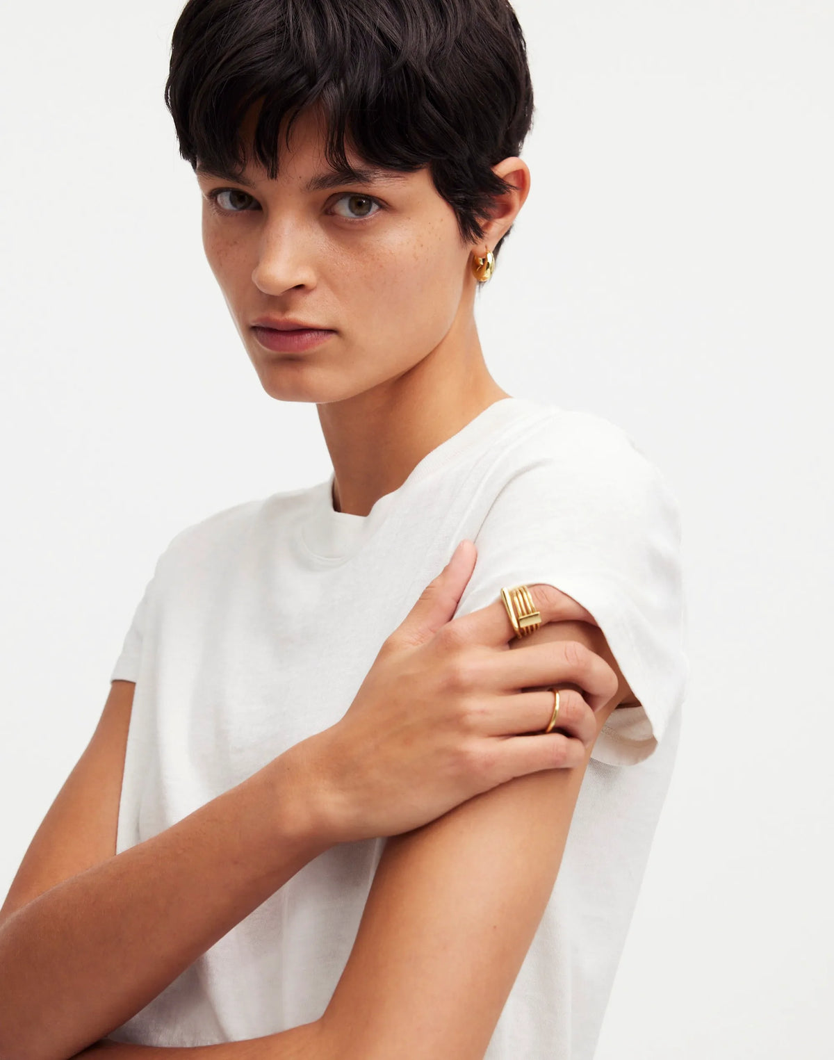 EYELET WHITE