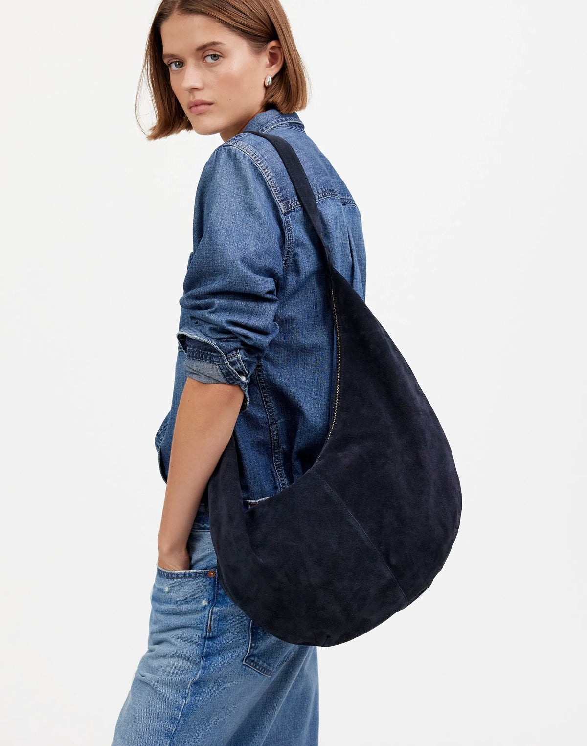 DEEP INDIGO