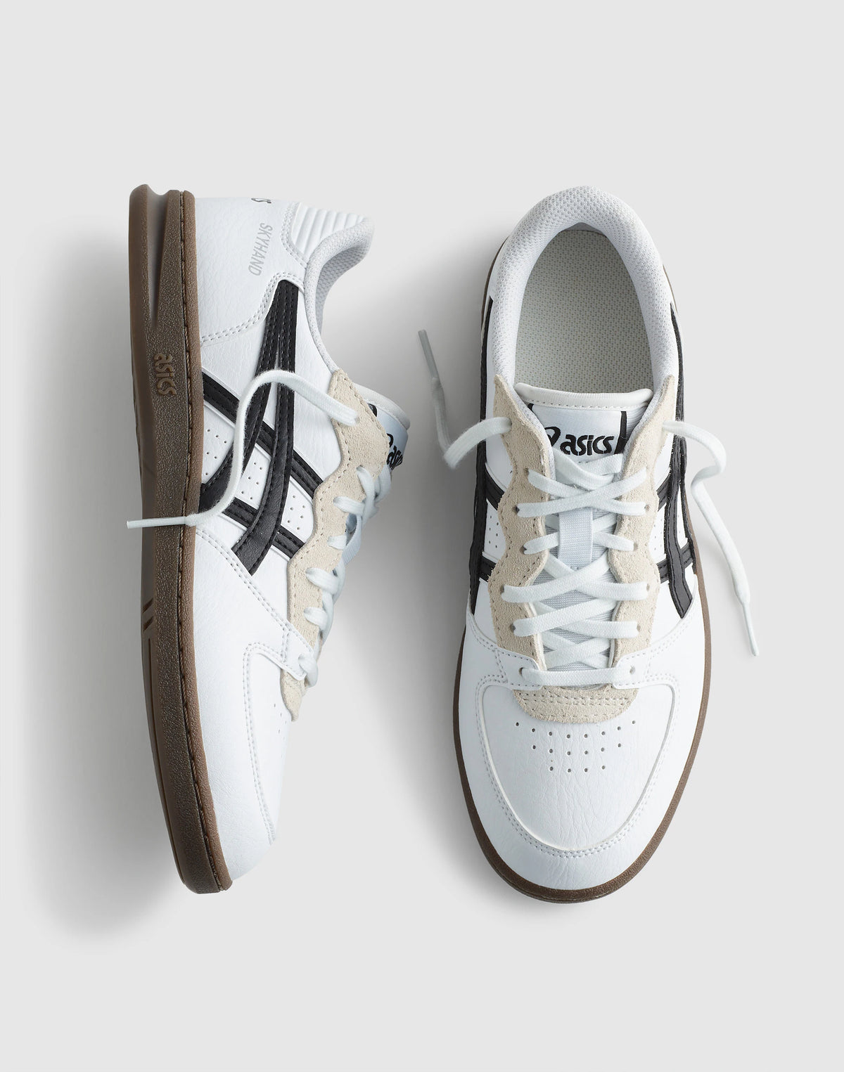WHITE BLACK