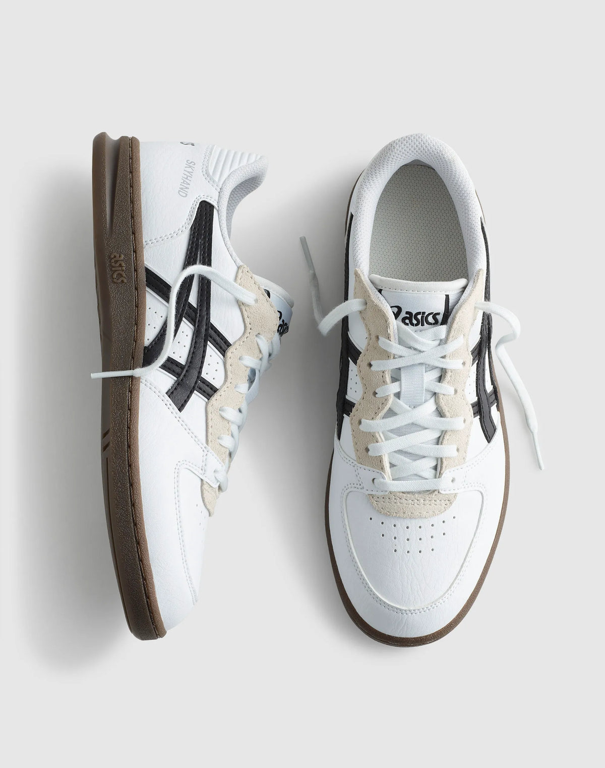 WHITE BLACK