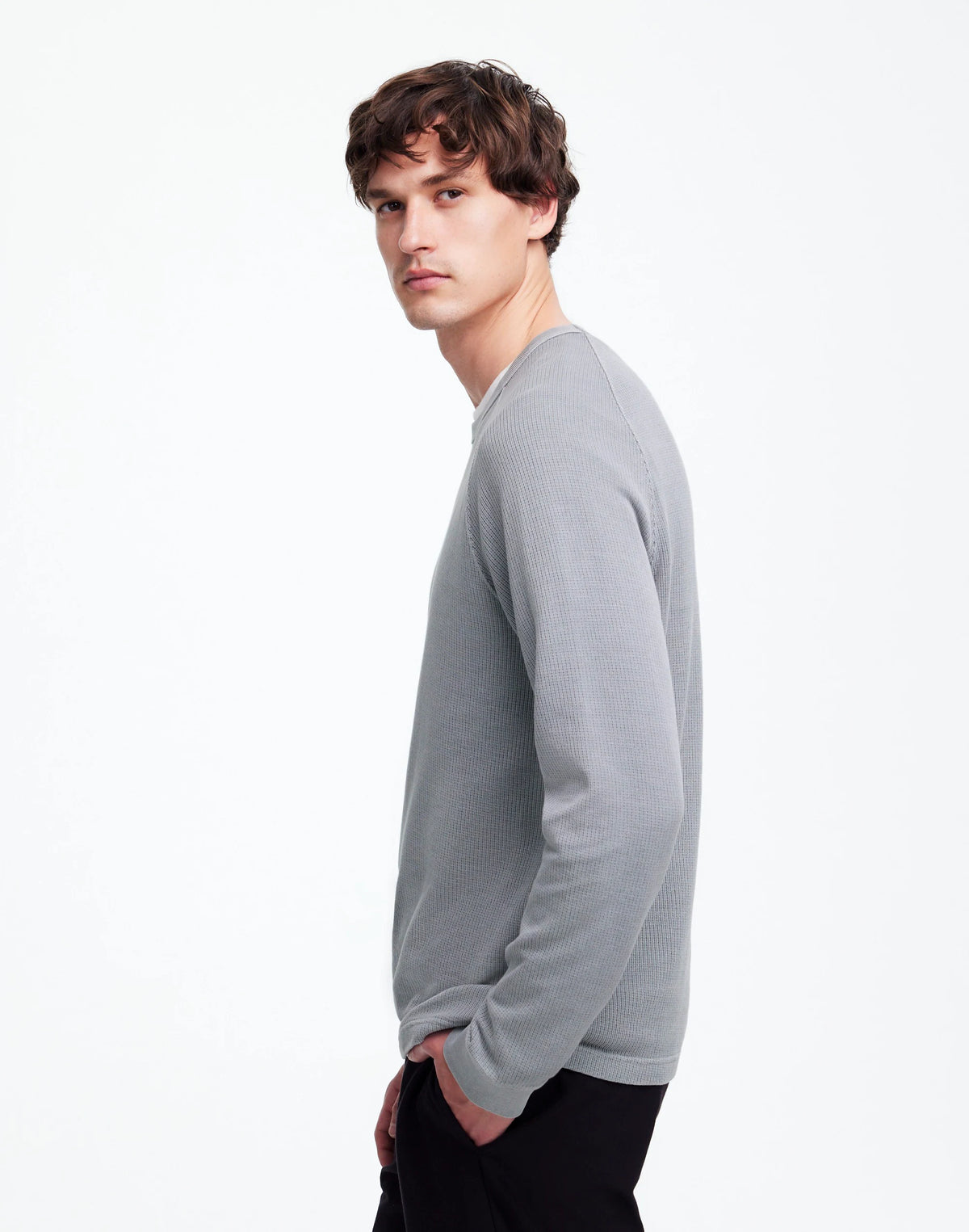 DUSK GREY