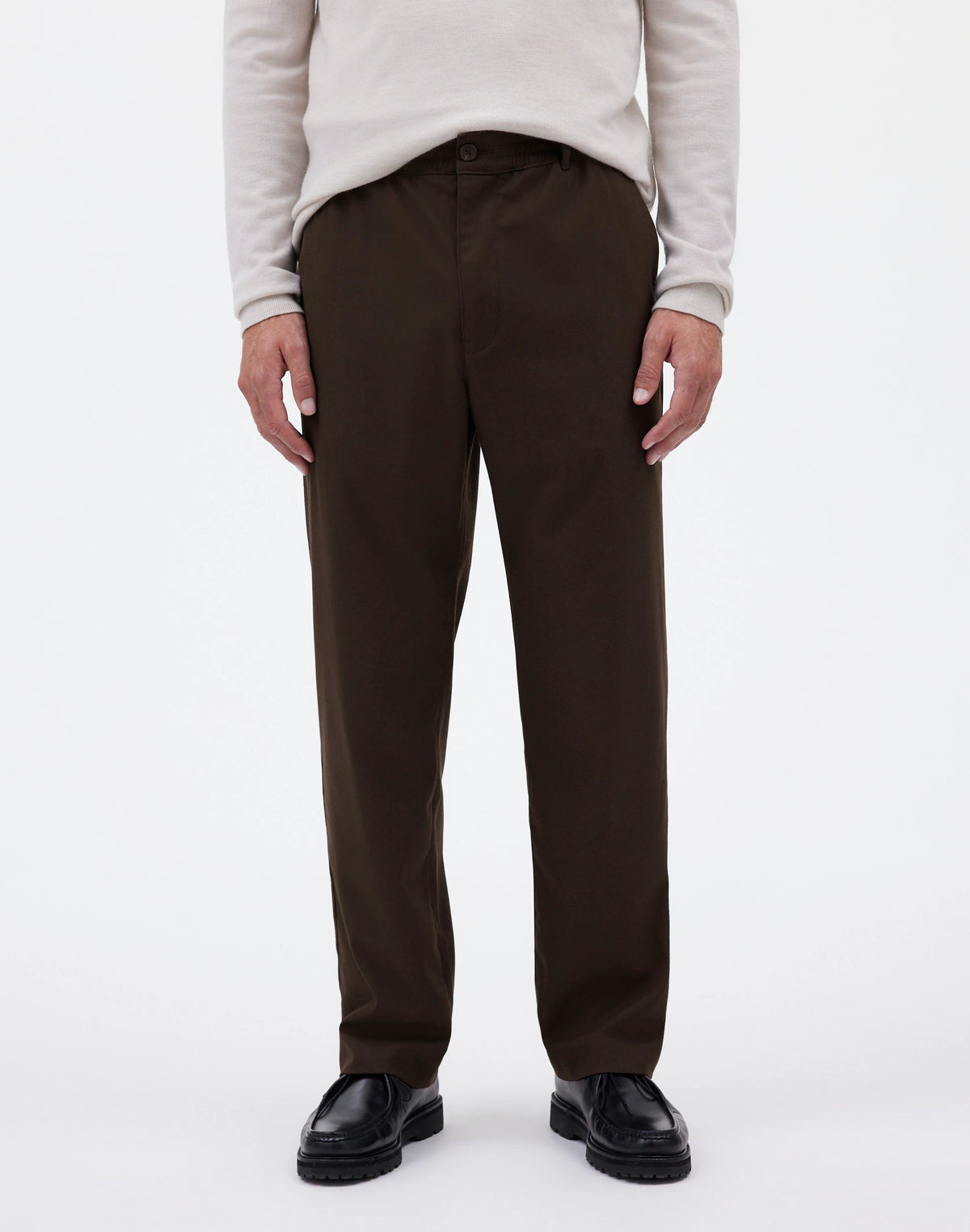 DARK BROWN