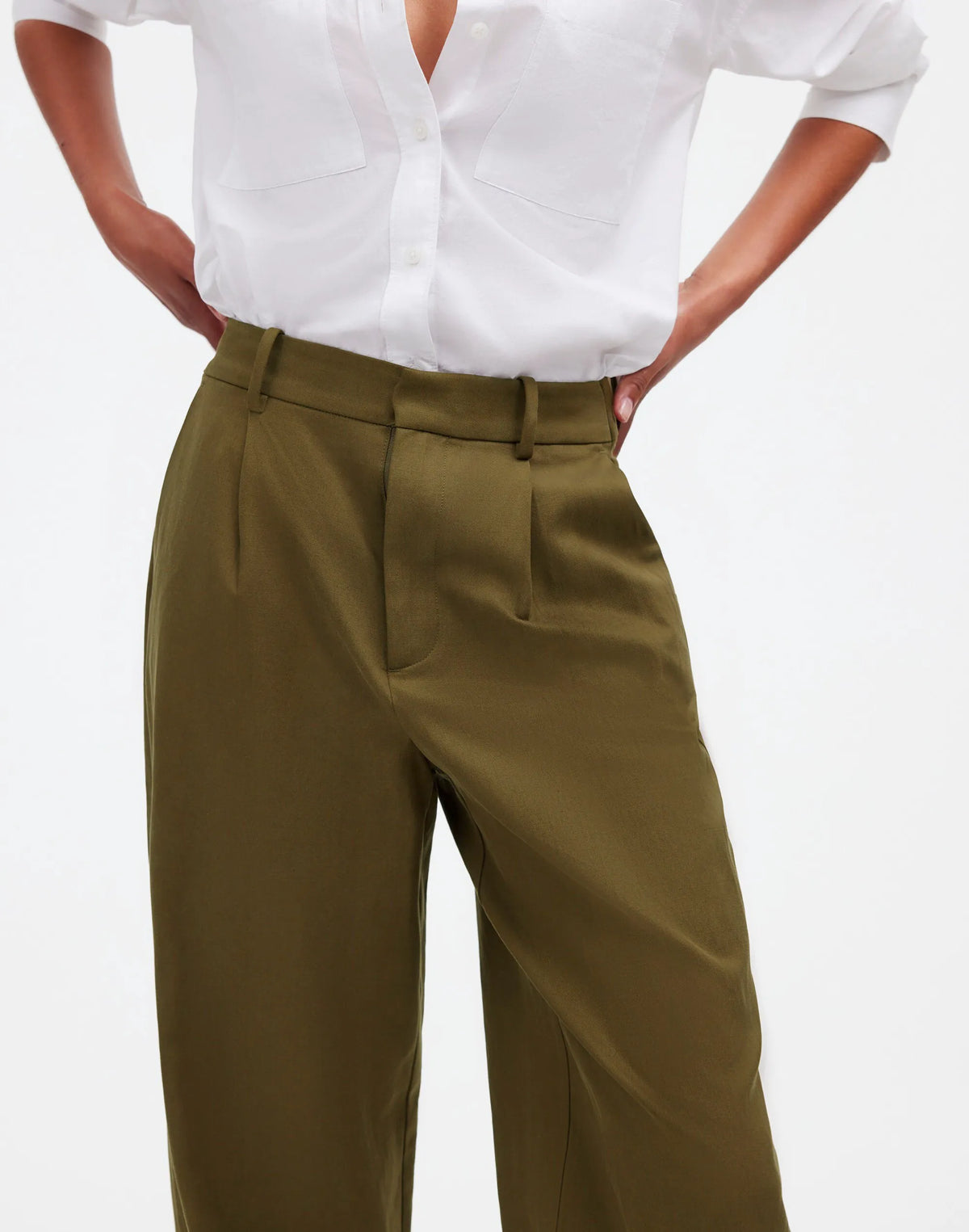 DARK OLIVE