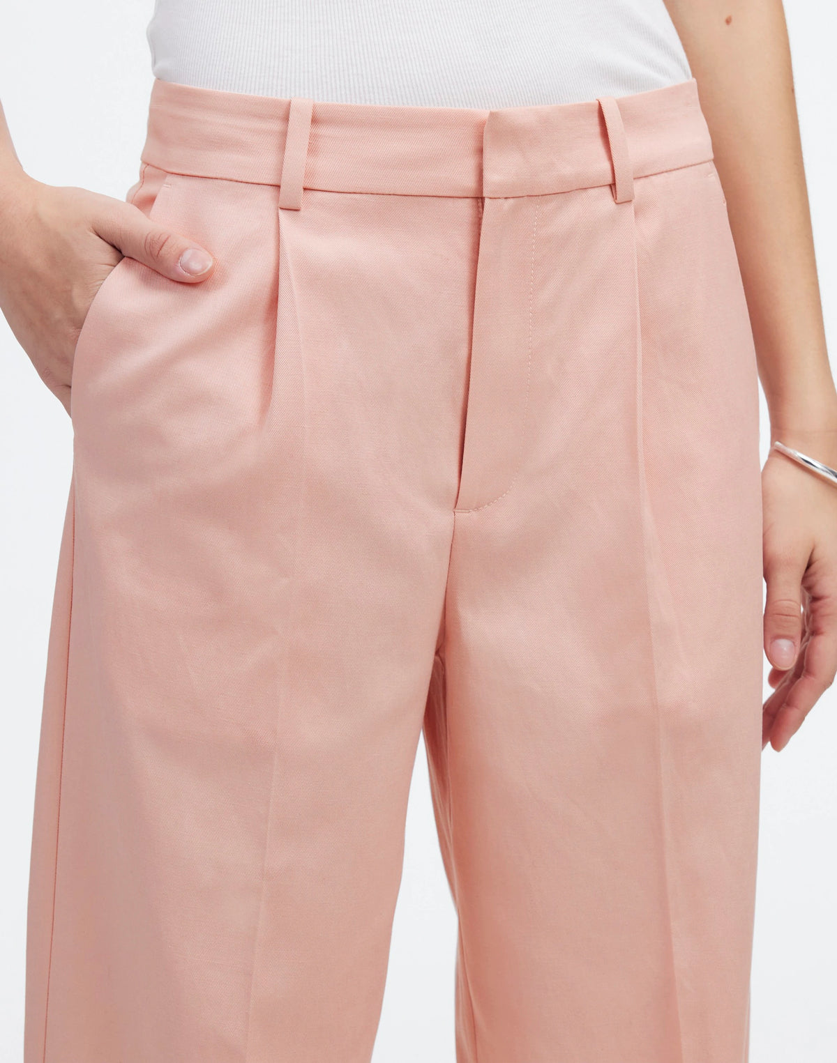 PALE BLUSH