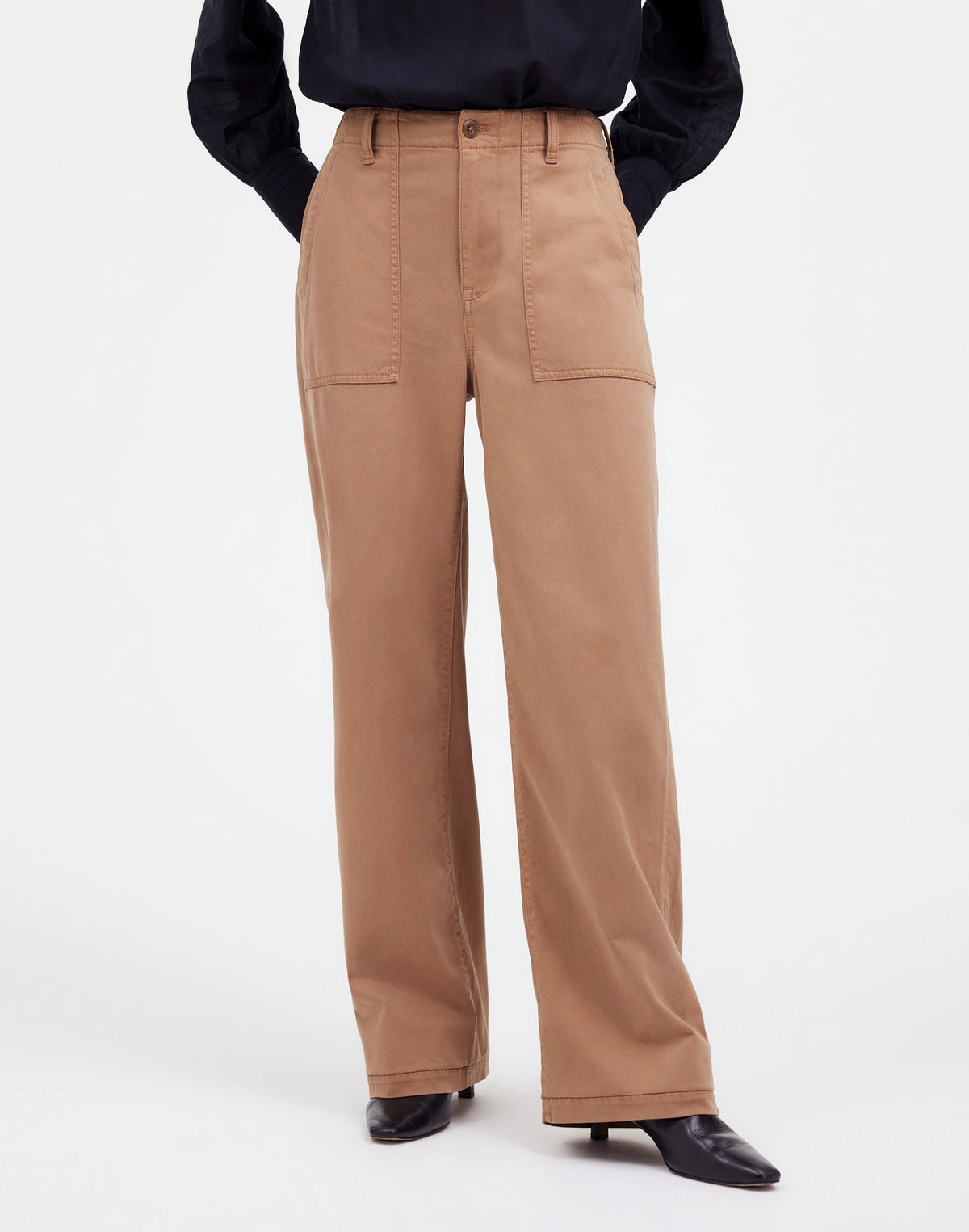 DARK CAMEL