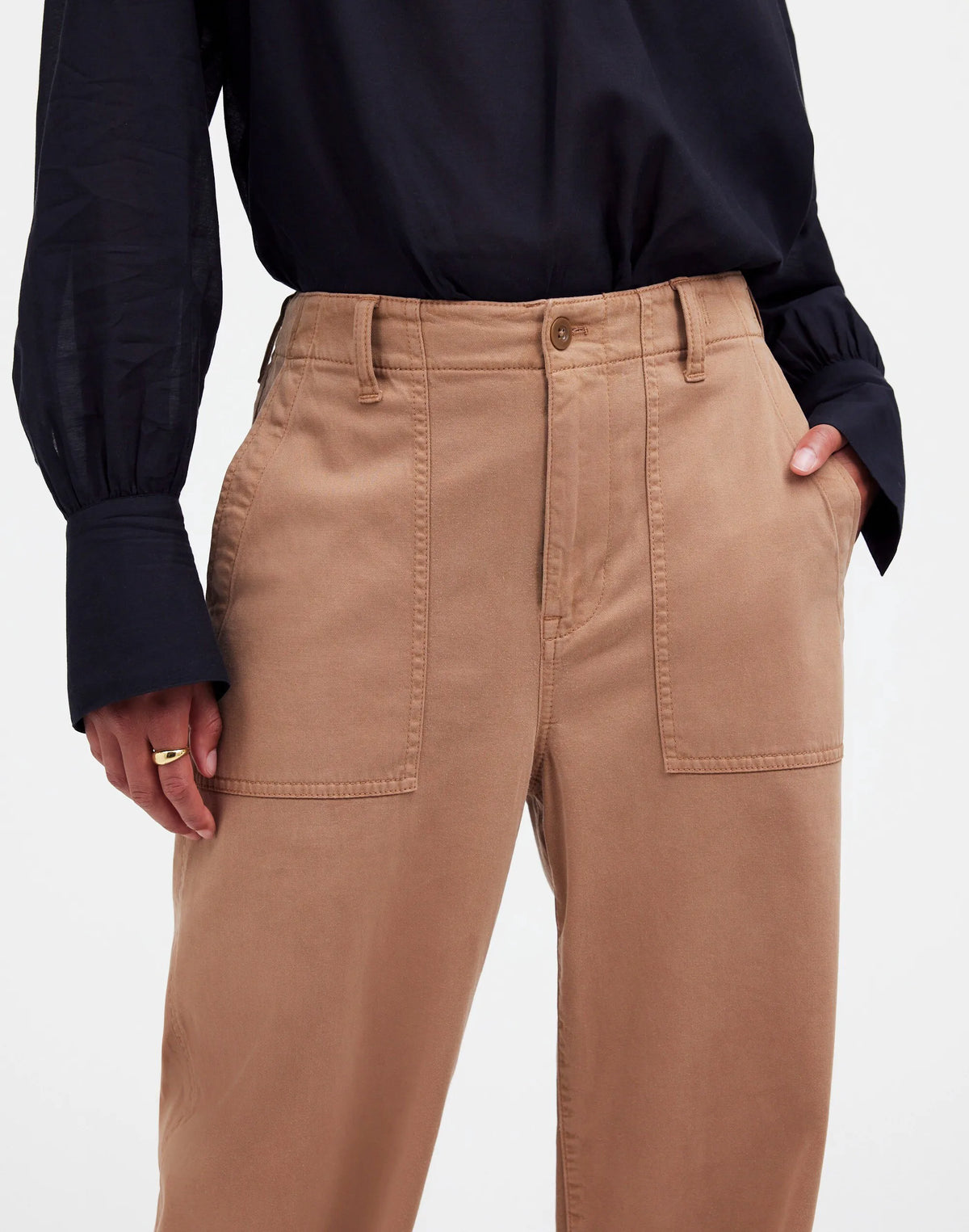 DARK CAMEL