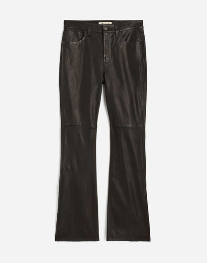 TRUE BLACK