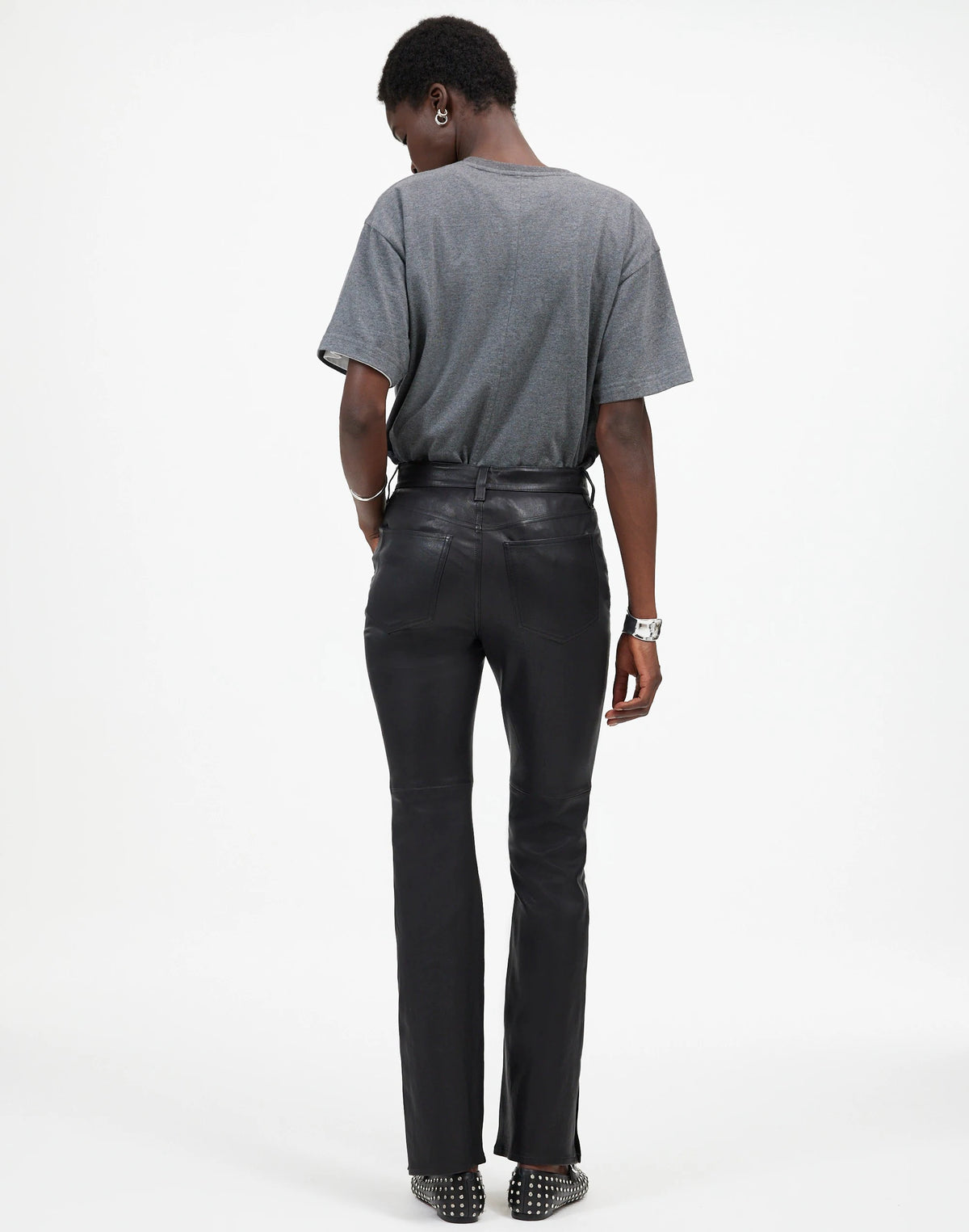 TRUE BLACK