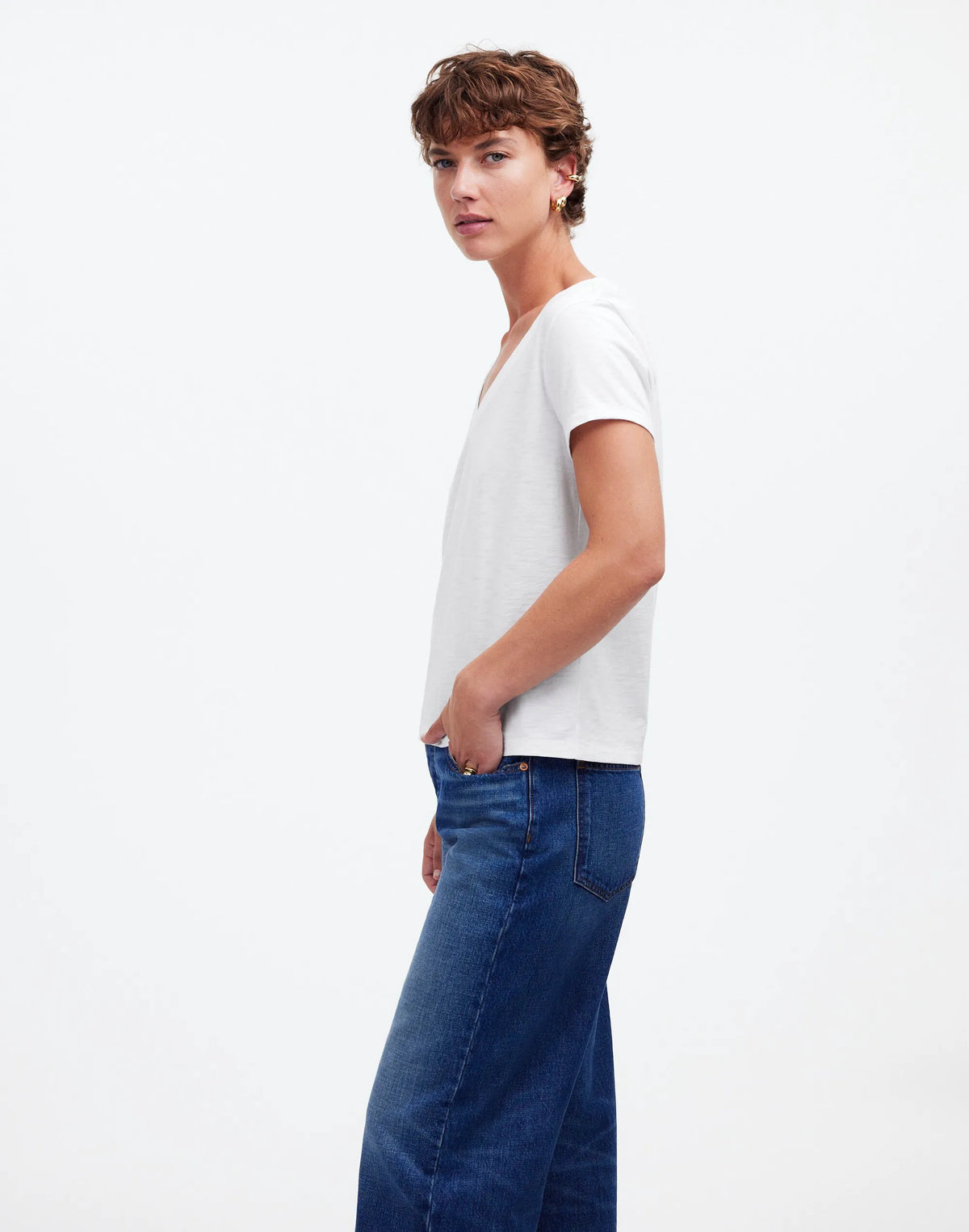 EYELET WHITE