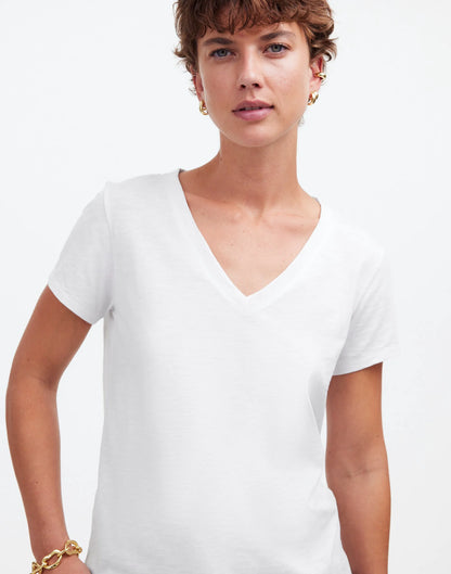 EYELET WHITE