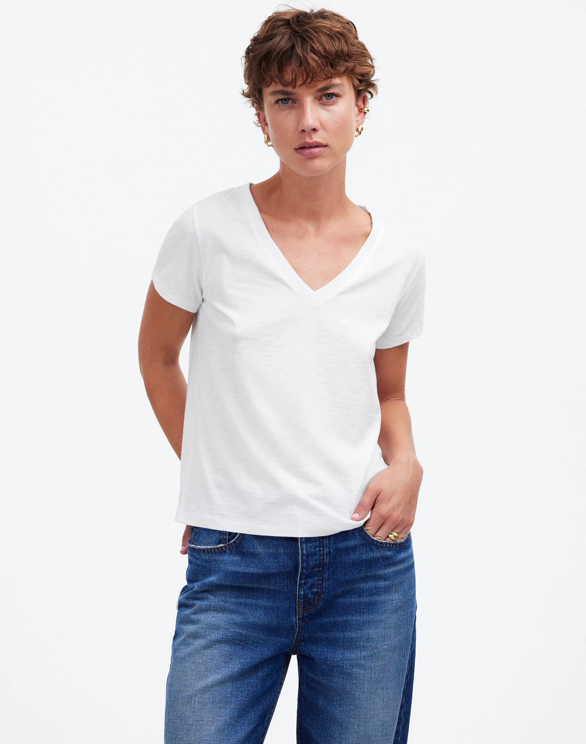 EYELET WHITE