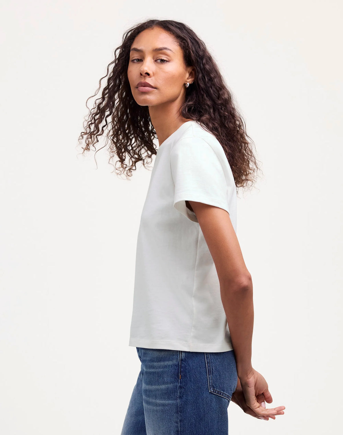 EYELET WHITE
