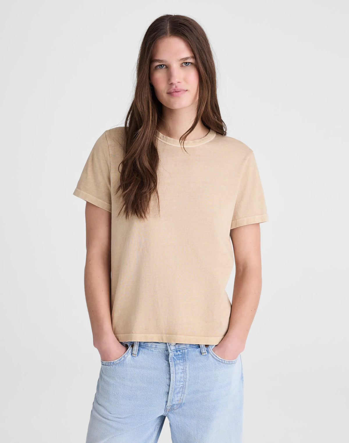 STUDIO BEIGE