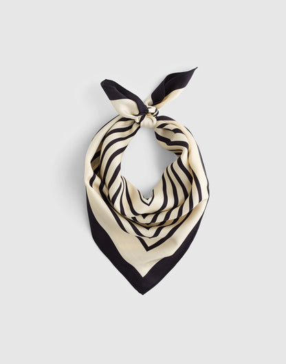 GEOMETRIC SQ SCARF VANILLA