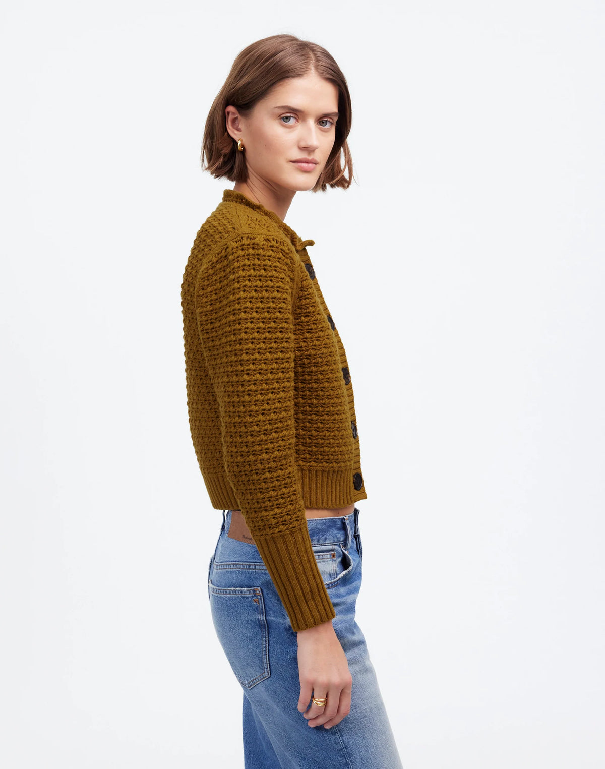AMBER OLIVE