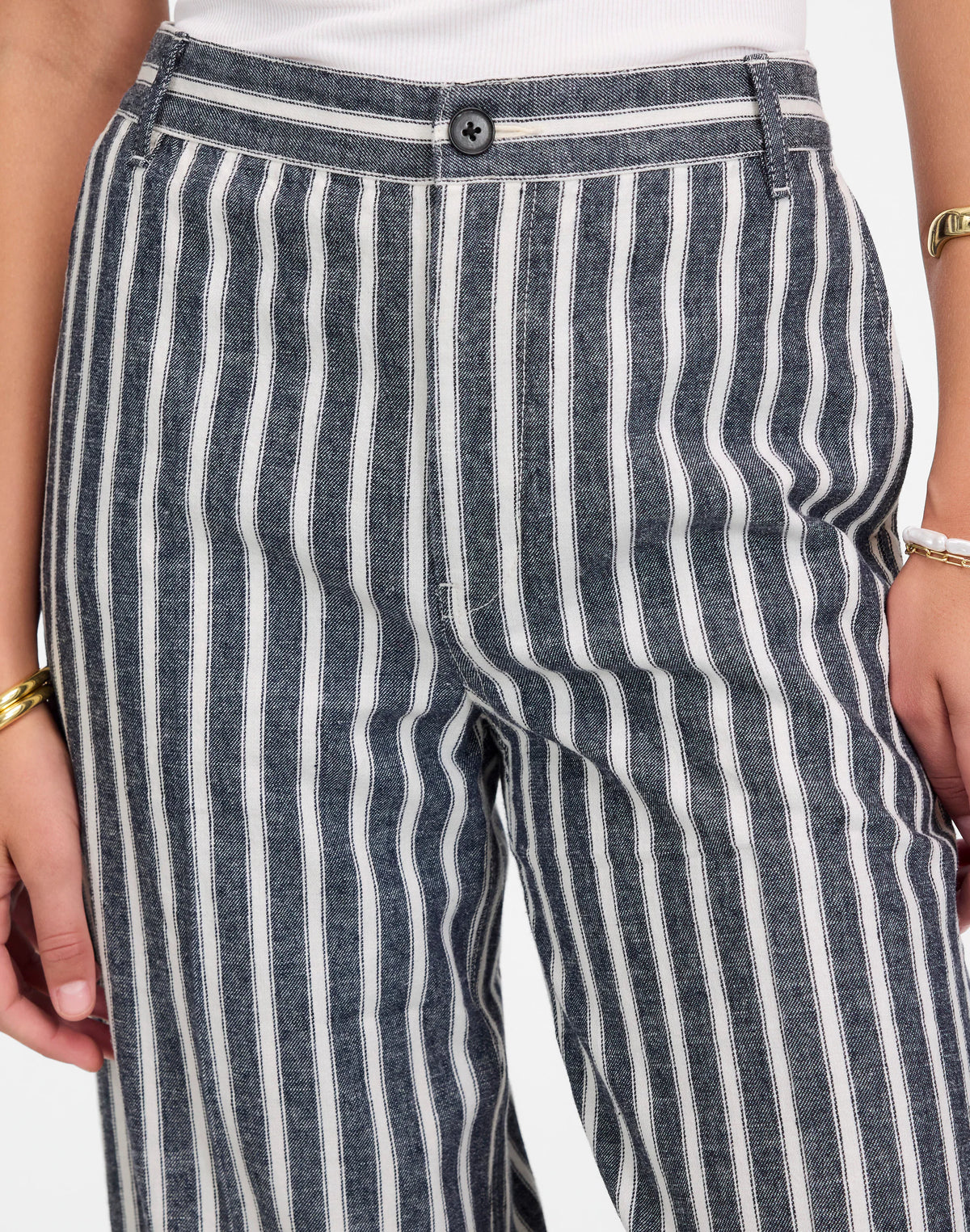 NAVY WHITE STRIPE