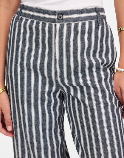 NAVY WHITE STRIPE