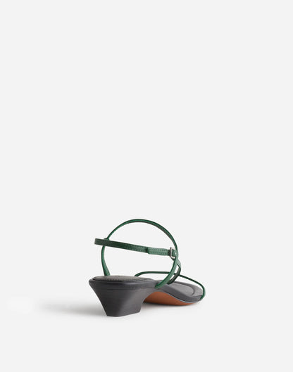 GOLF GREEN