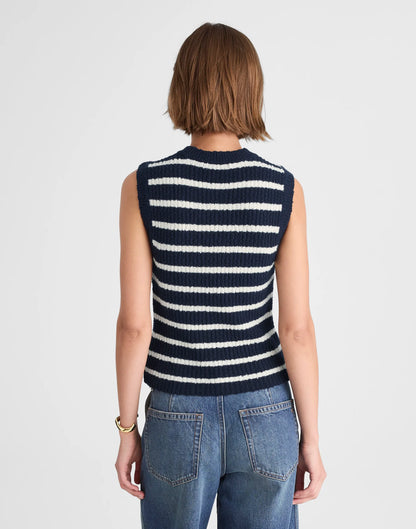 MIDNIGHT NAVY AND IVORY