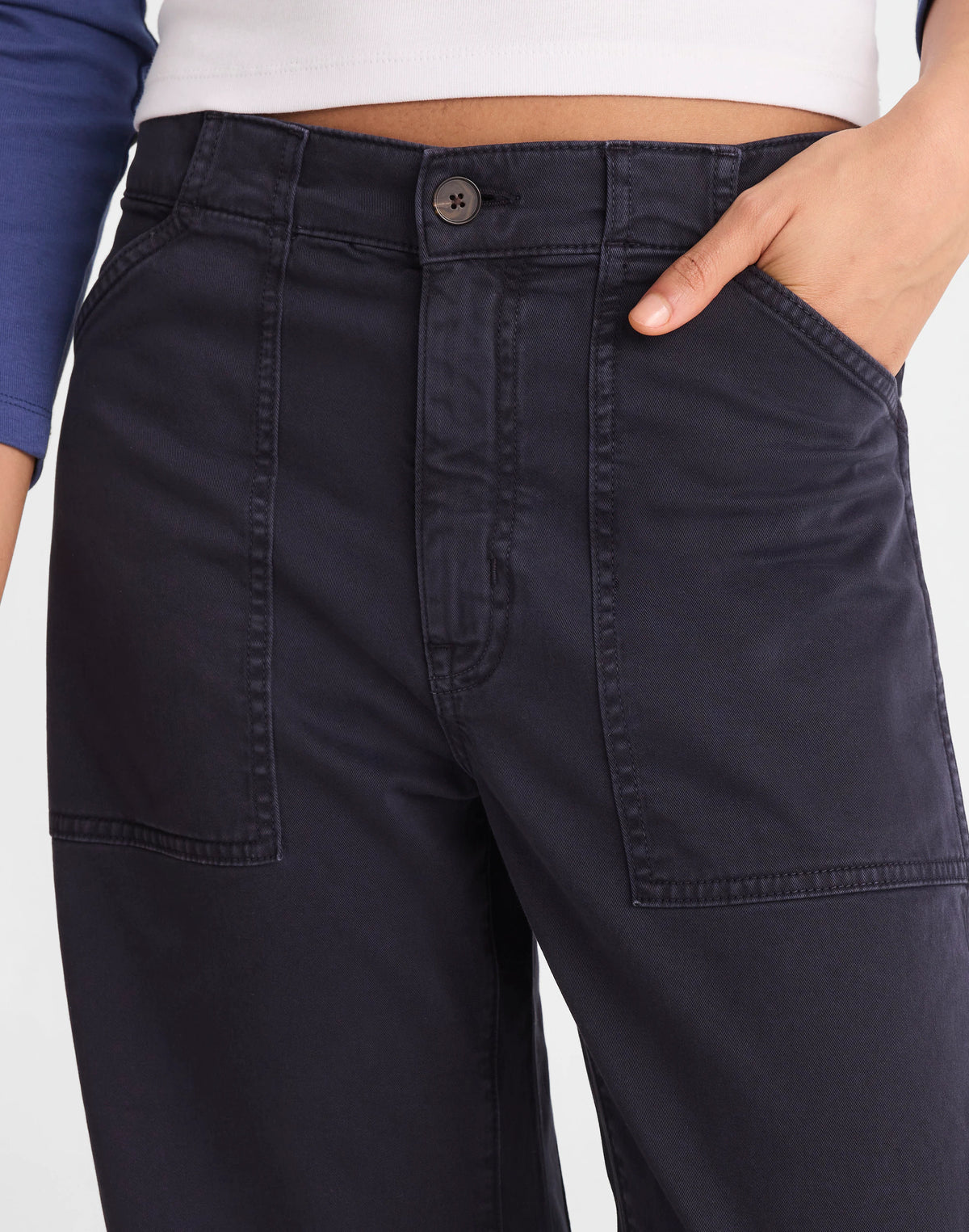 DARK NAVY