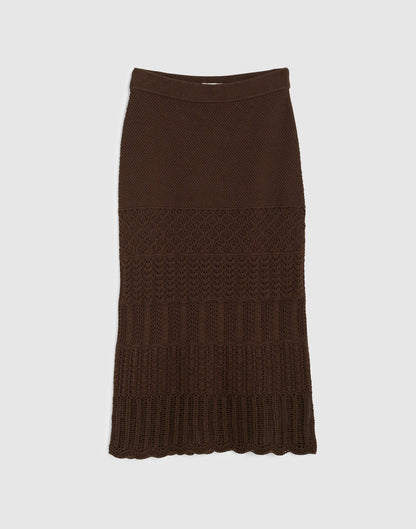 DARK BROWN