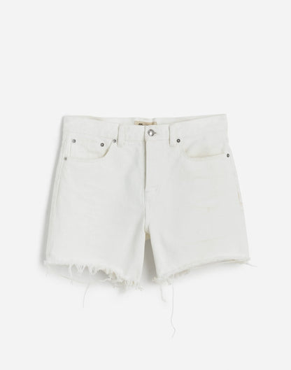 PURE WHITE
