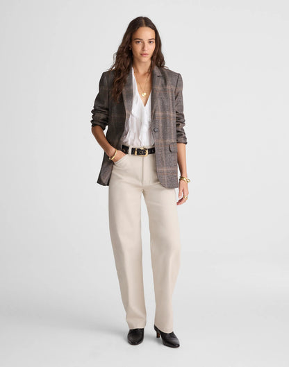FORM GREY