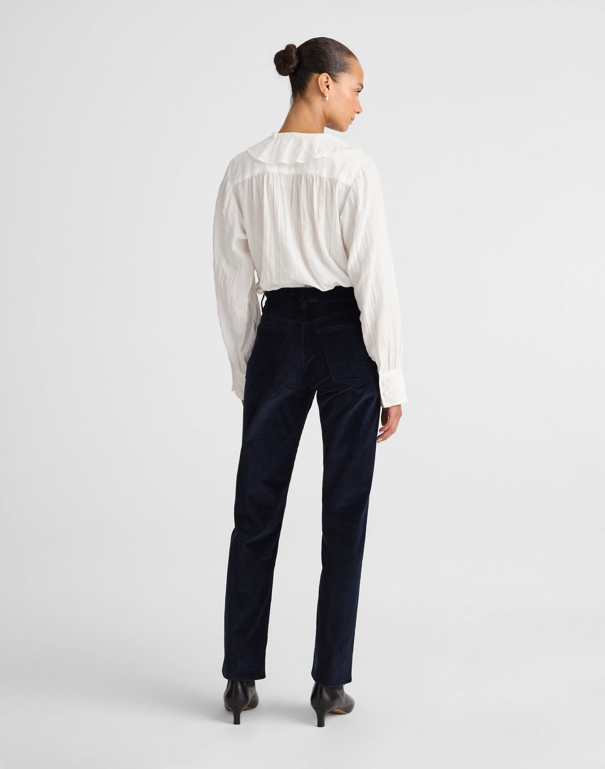 CLASSIC NAVY