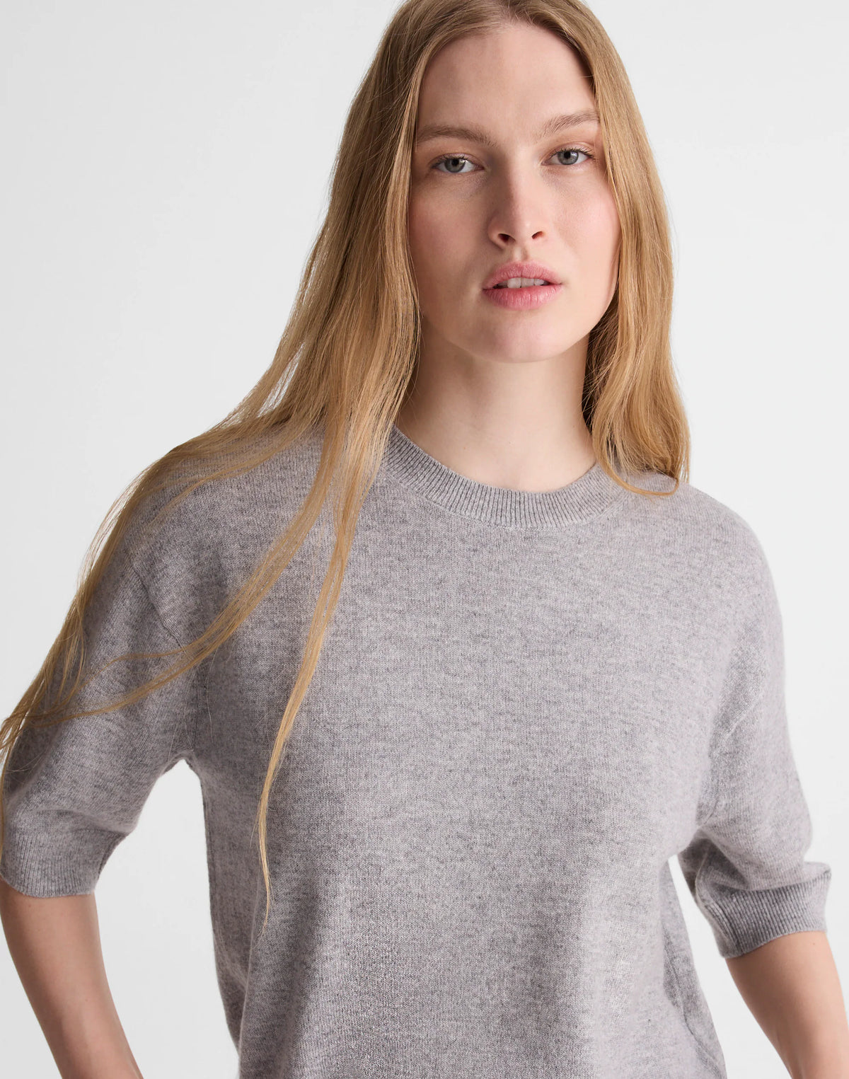 LIGHT HEATHER GREY