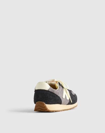 CASTLEROCK BLACK