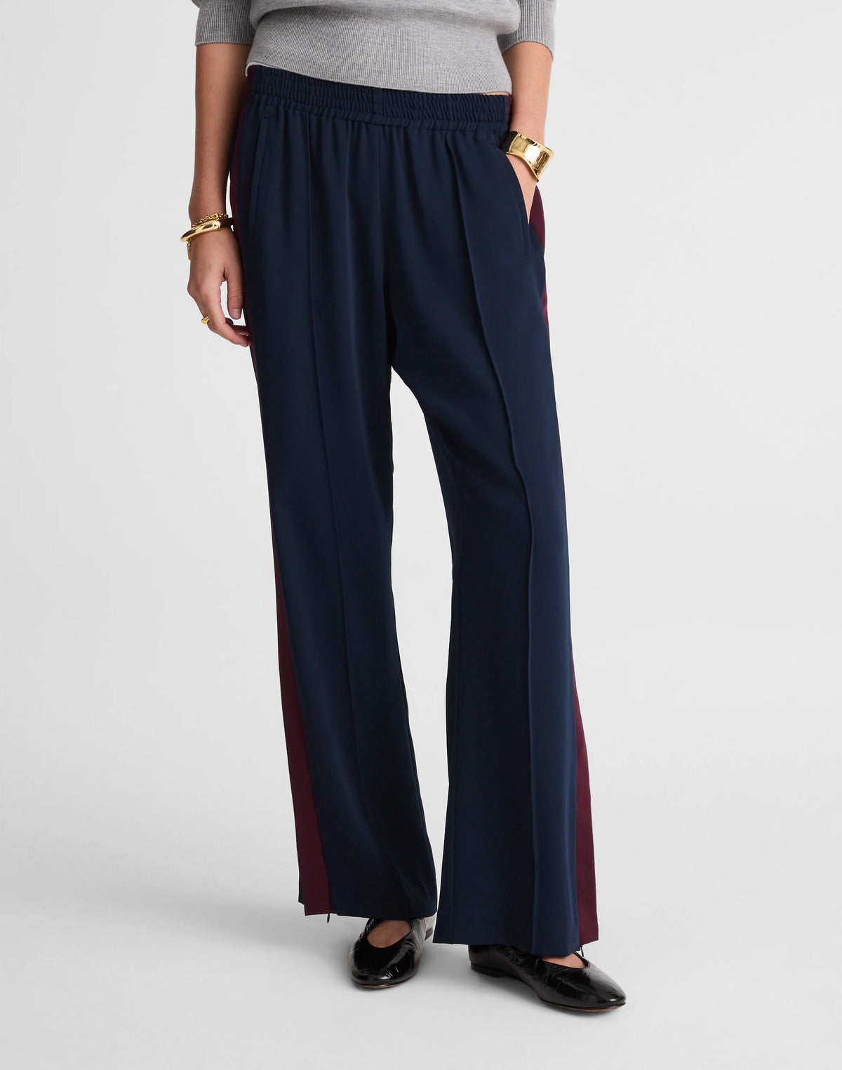 CLASSIC NAVY