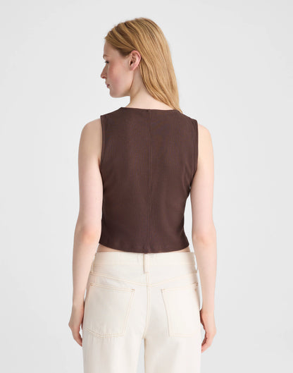 DARK BROWN