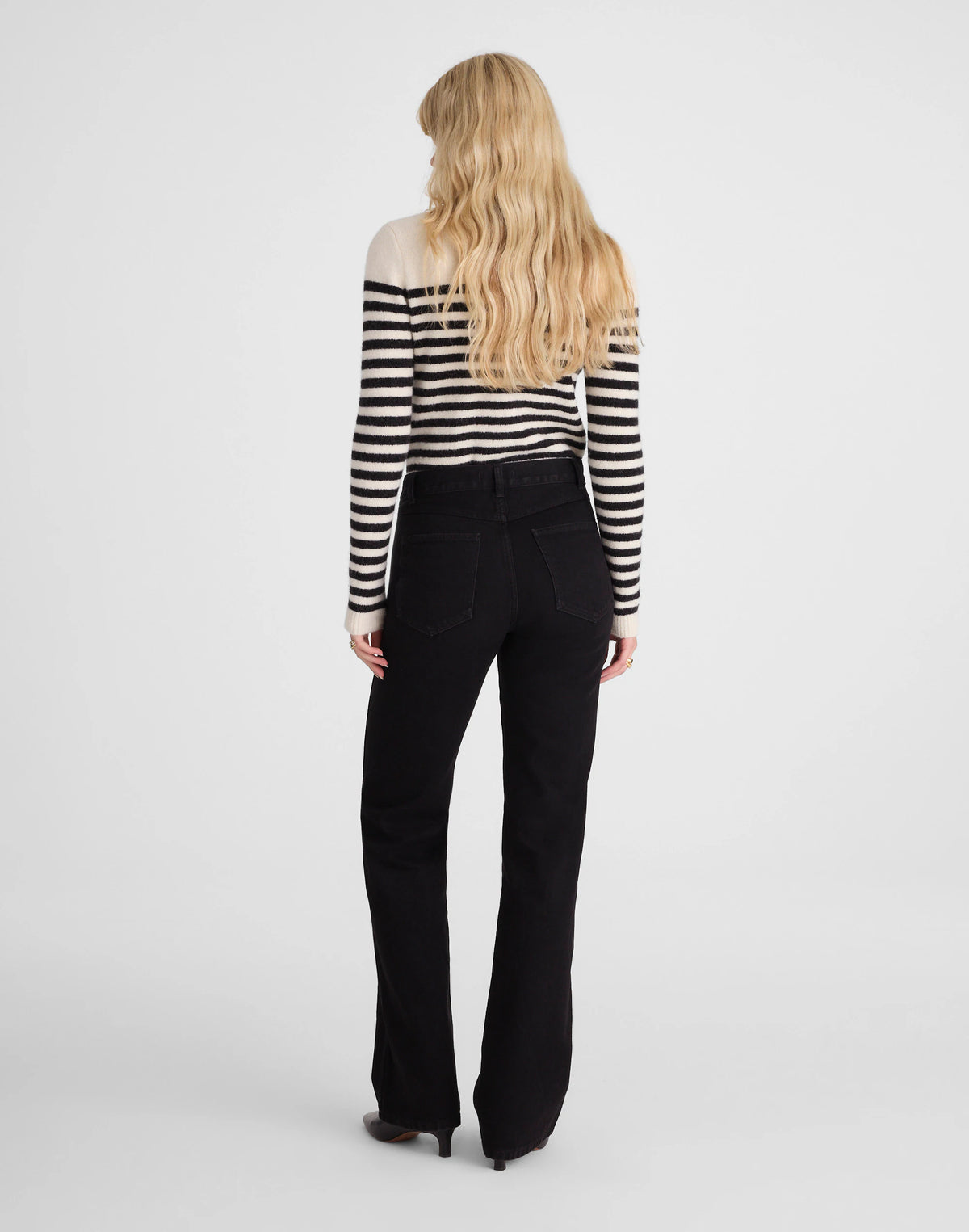 BLACK RINSE WASH