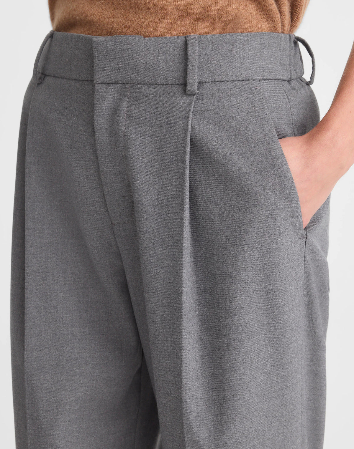LIGHT GREY