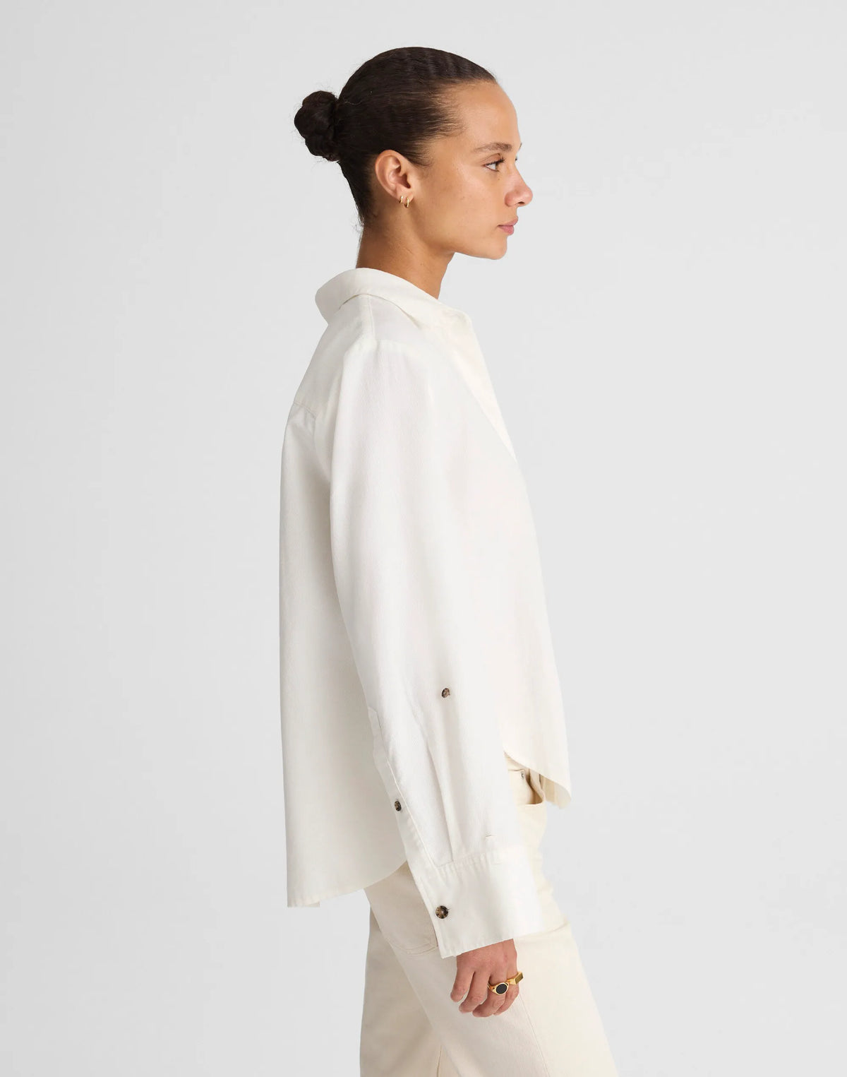 WINTER WHITE