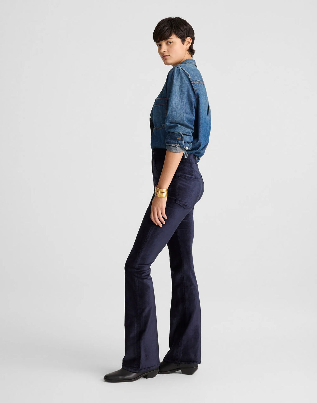 CLASSIC NAVY