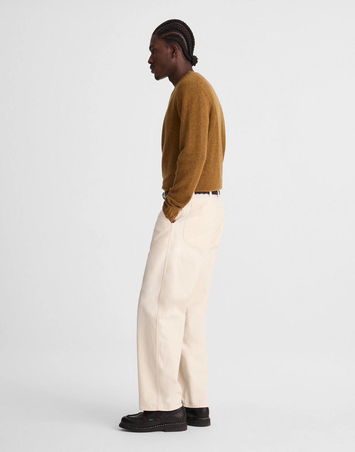 NATURAL WHITE